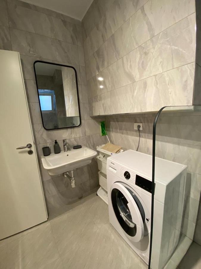 Saranda Beach Apartment Sarandë Exterior foto
